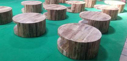 Ronde mangohouten salontafel van 90cm doorsnee met inkeping