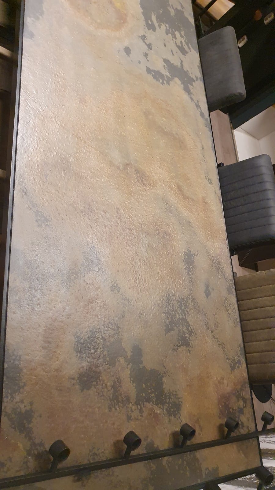 Eettafel Stone, 240x100cm, merk Bruuts