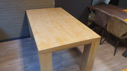 Stonewash eiken eettafel van 160x90cm
