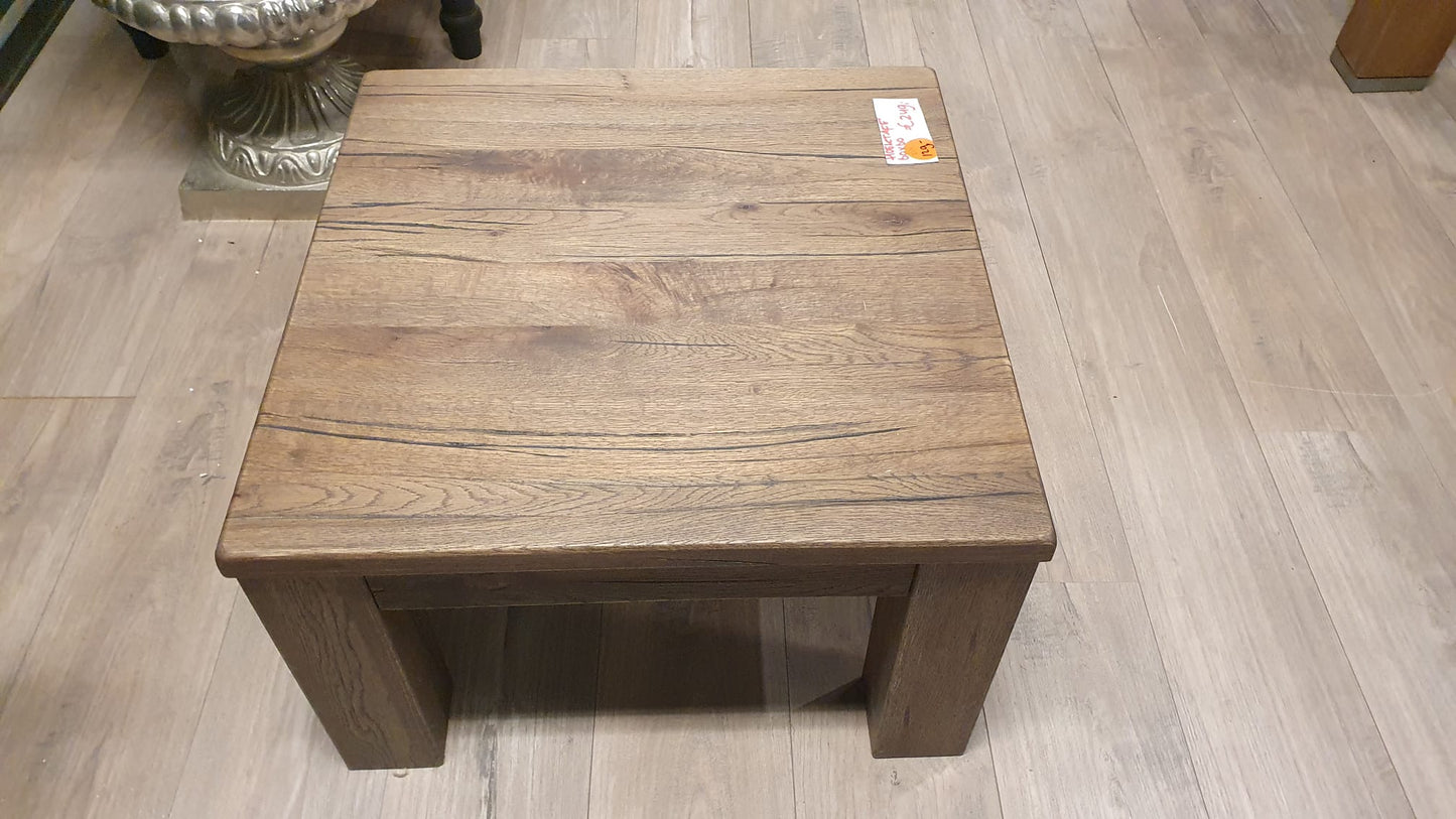 Bijzettafel oud eiken