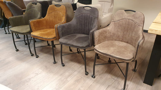 Set van 4X MX Sofa Eetkamerstoel Floria in vier kleuren