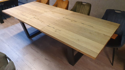 Railway brown eiken uitschuiftafel van 200x100cm, uitschuifbaar tot 250cm