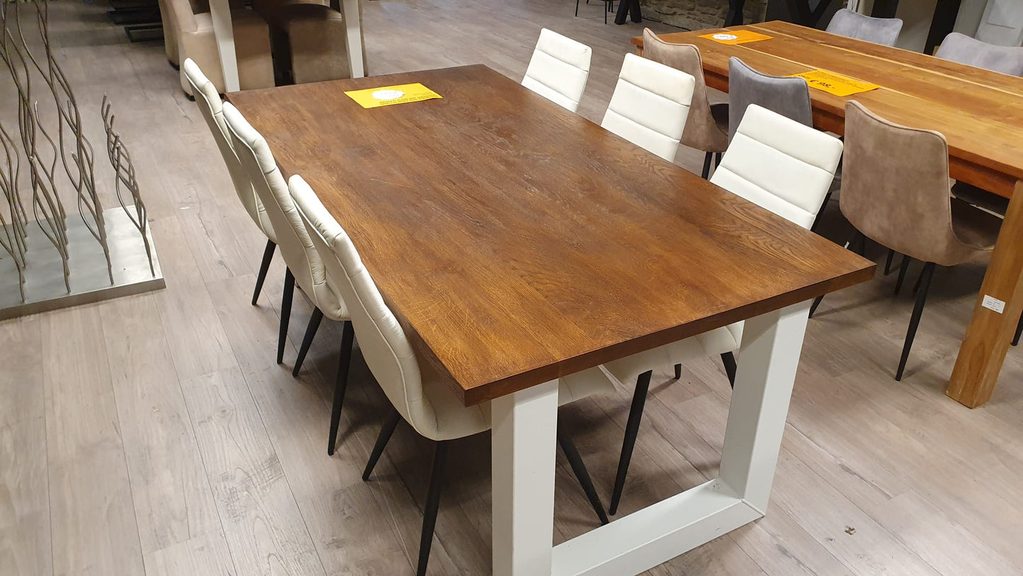 Koloniale oud eiken eettafel van 200x103cm