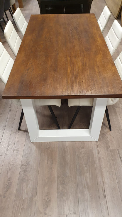 Koloniale oud eiken eettafel van 200x103cm