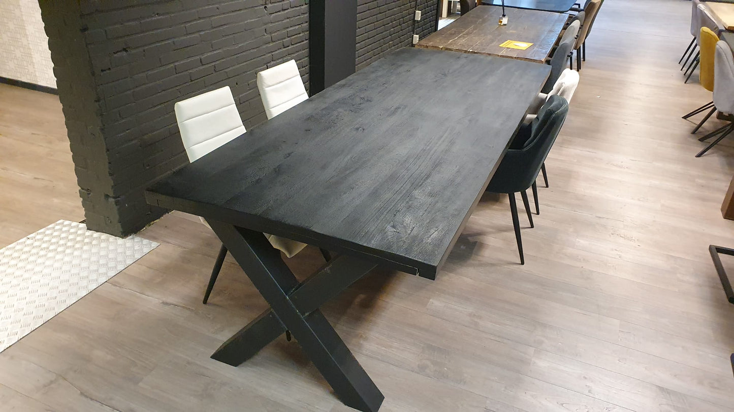 Zwarte mangohouten eettafel van 280x110cm