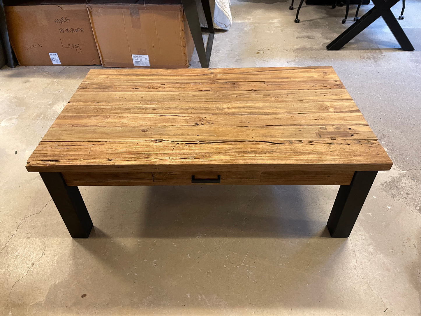 Gerecycled teakhouten salontafel van 125x75cm