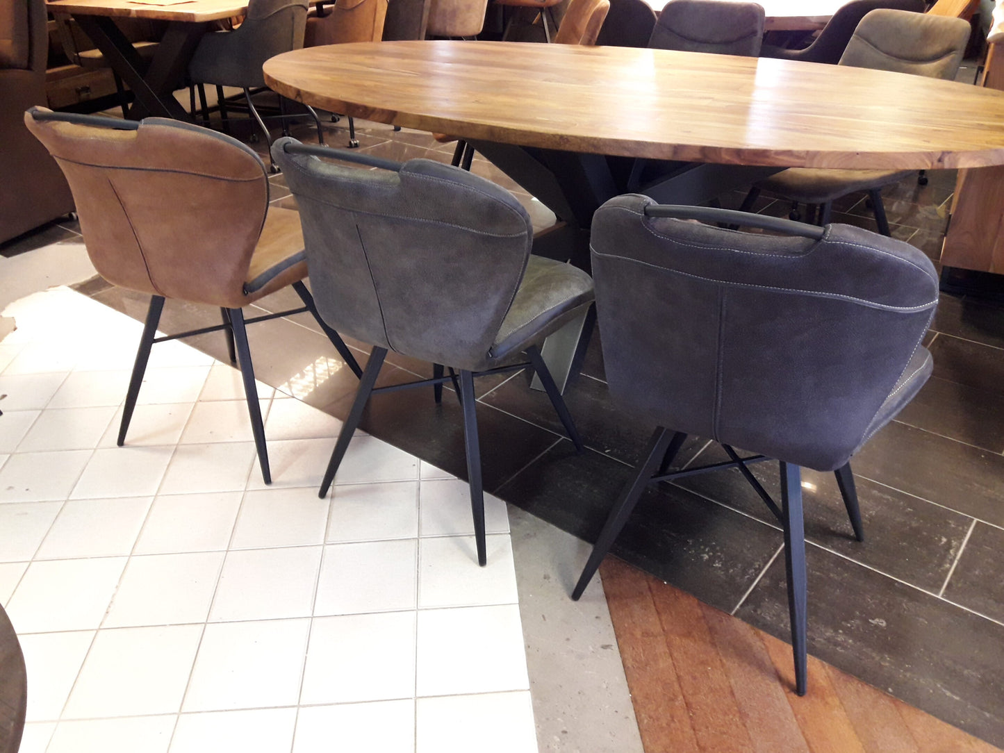 MX Sofa eetkamerstoel Splash in een mooie microvezelstof