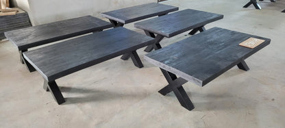Zwarte mangohouten salontafel van 115cm met zwarte metalen x-poten